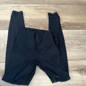 Lululemon align emboss